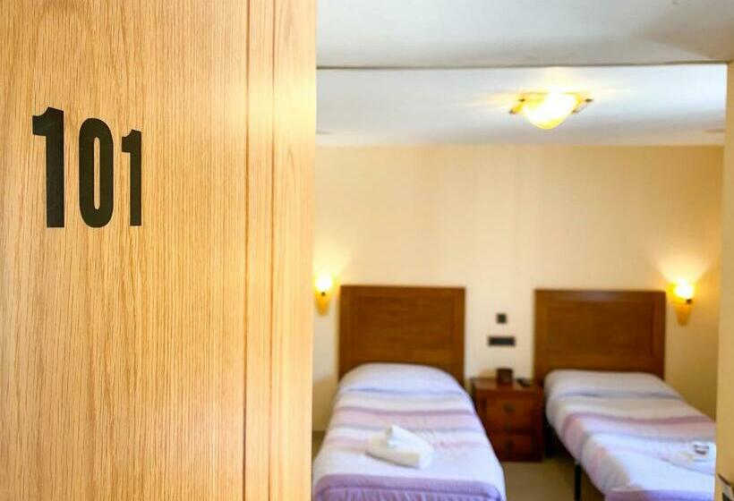 اتاق استاندارد, Hostal Ainoa