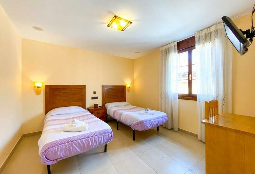 اتاق استاندارد, Hostal Ainoa