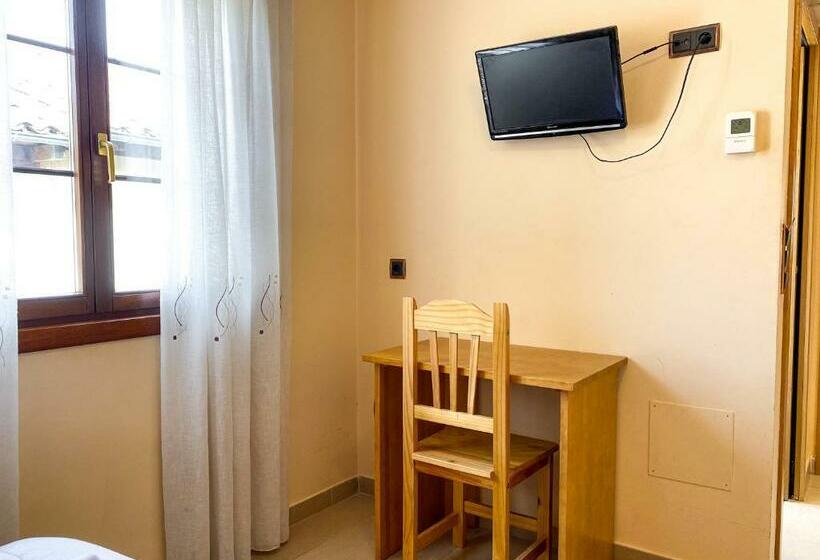 اتاق استاندارد, Hostal Ainoa