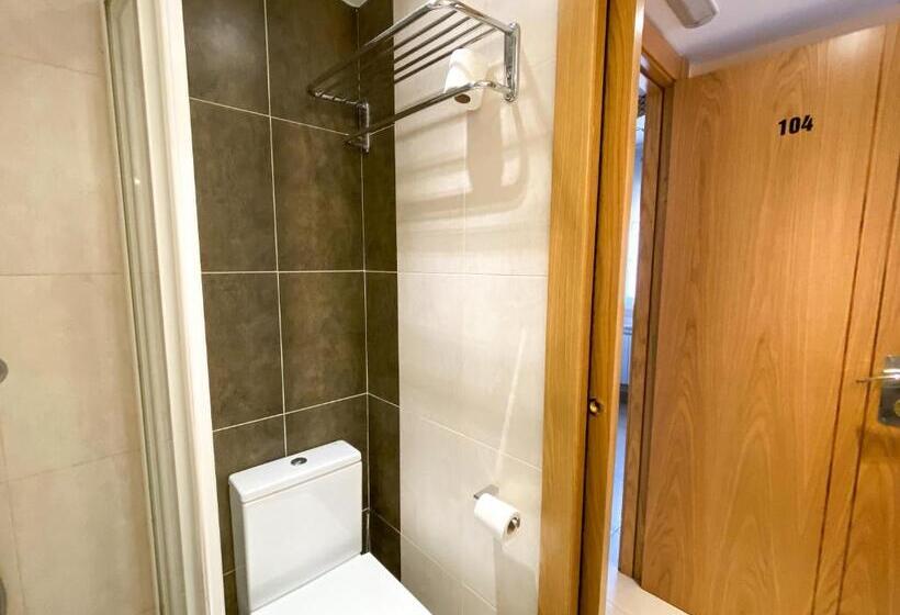 اتاق استاندارد, Hostal Ainoa