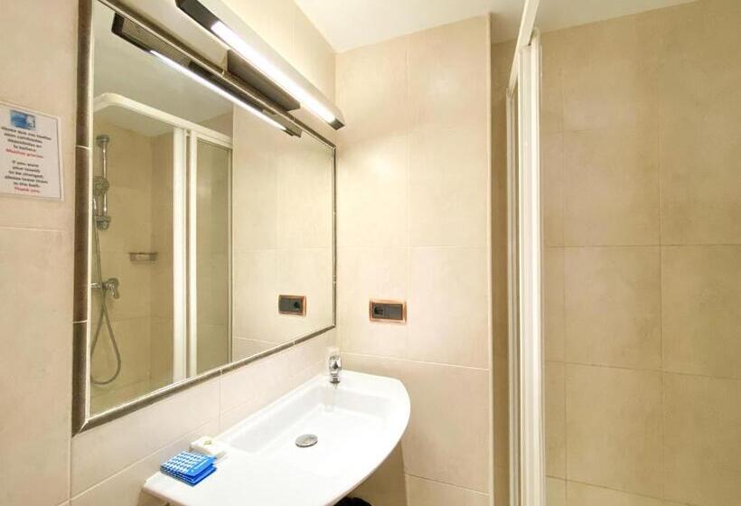 اتاق استاندارد, Hostal Ainoa