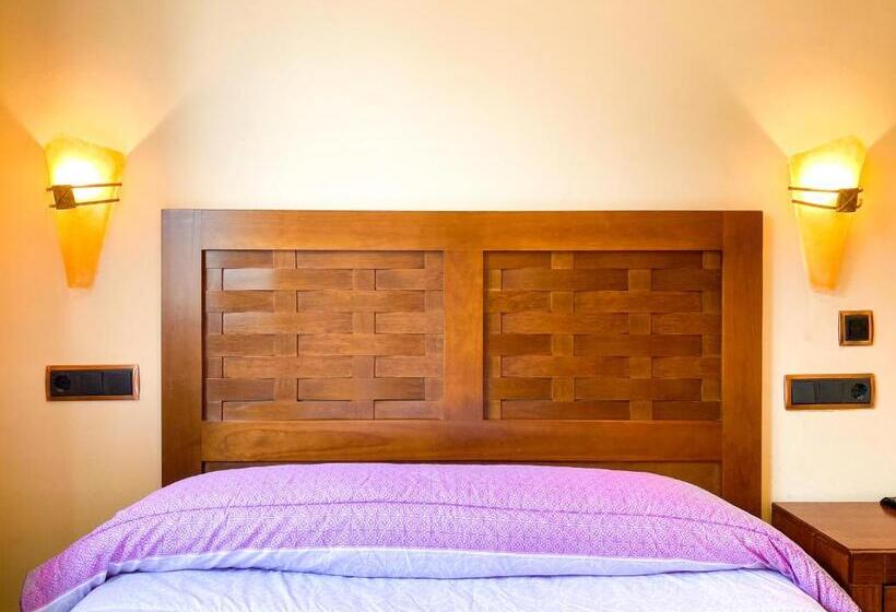 اتاق استاندارد, Hostal Ainoa