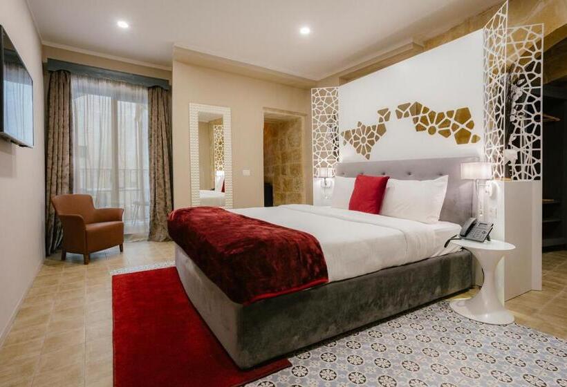 اتاق لوکس با تخت بزرگ, Ibb Hotel Palazzo Bettina Malta