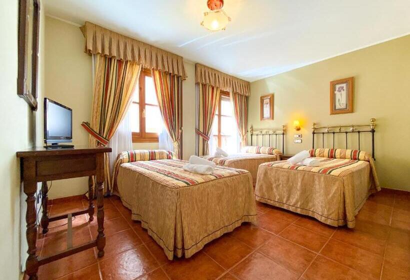 اتاق استاندارد سه نفره, Posada Los Leones