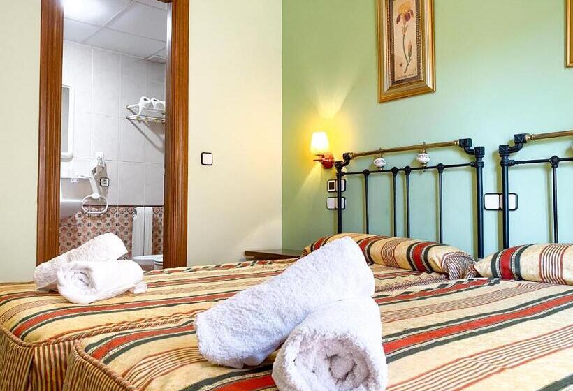اتاق لوکس, Posada Los Leones