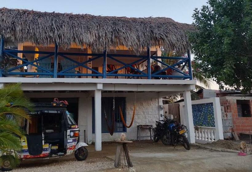 اتاق خانوادگی, Taida Experiences Hostel