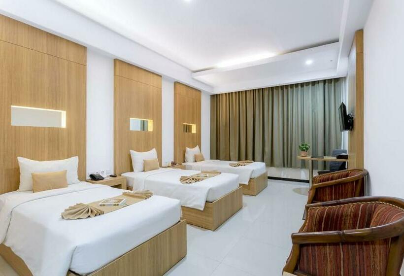 اتاق اجرایی سه نفره, Sahid Azizah Syariah Hotel And Convention Kendari