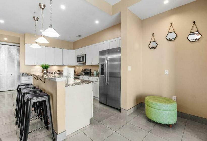 اتاق خانوادگی, Bali Bay 301 Ov Myrtle Beach Hotel Room
