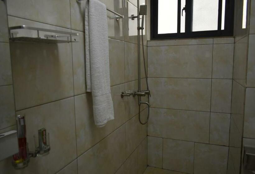 اتاق استاندارد, Bwami Dubai Hotel Kasulu