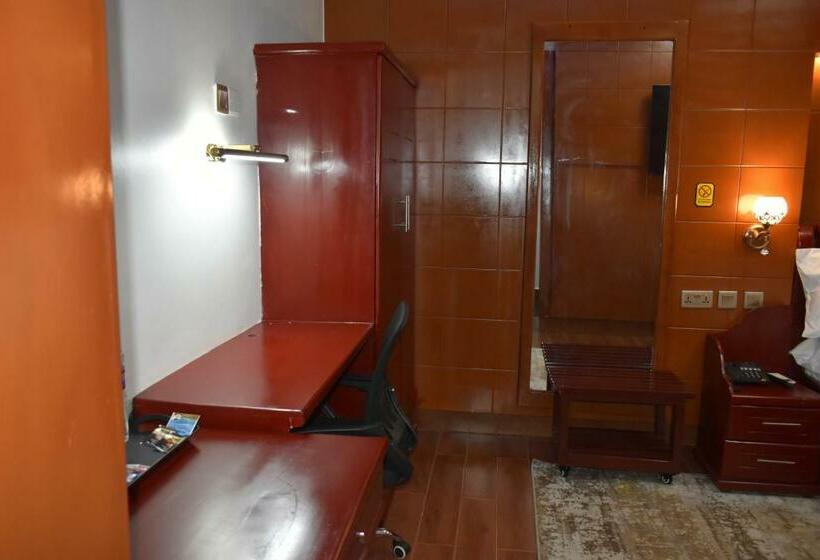 اتاق سوپریور, Bwami Dubai Hotel Kasulu