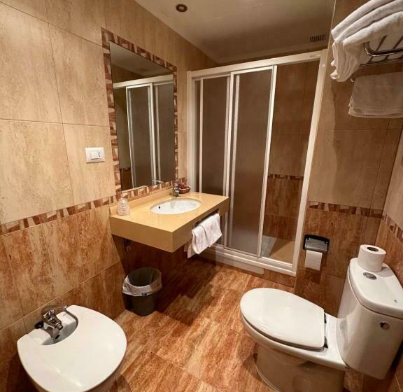 اتاق استاندارد سه نفره, Hostal El Chocolatero