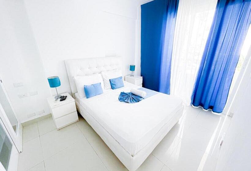سوییت جونیور, Rooftop Pool Ducassi Studio Suites Deluxe Hotel Beach Club & Spa