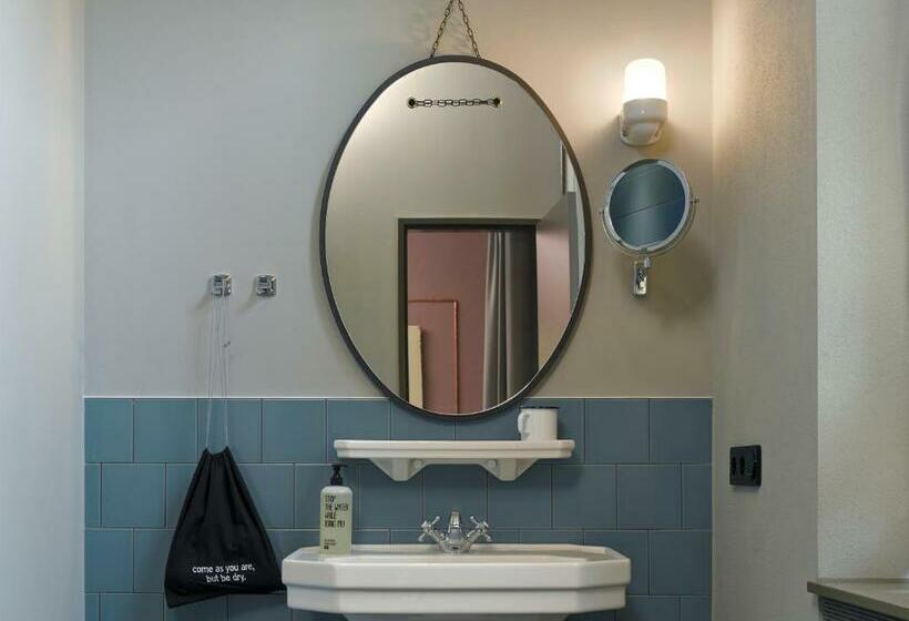اتاق استاندارد, 25hours Hotel Altes Hafenamt