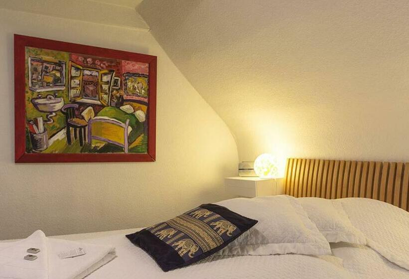 اتاق استاندارد با سرویس بهداشتی مشترک, Frauenhotel Hanseatin   Women Only