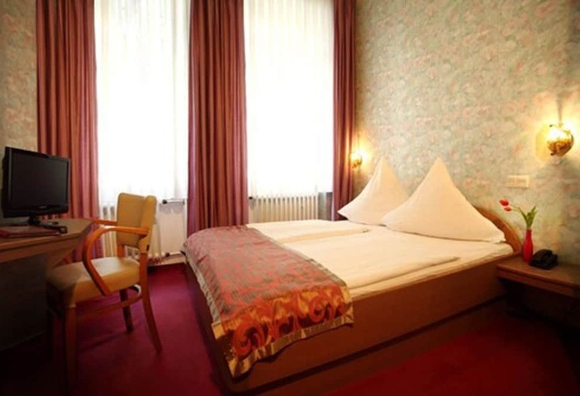 اتاق استاندارد, Astoria