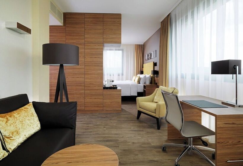 سوییت, Bonn Marriott