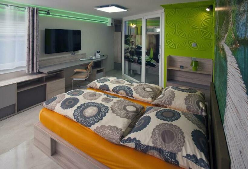 اتاق خانوادگی, Designpension Idyll Nr2 Hotel Garni