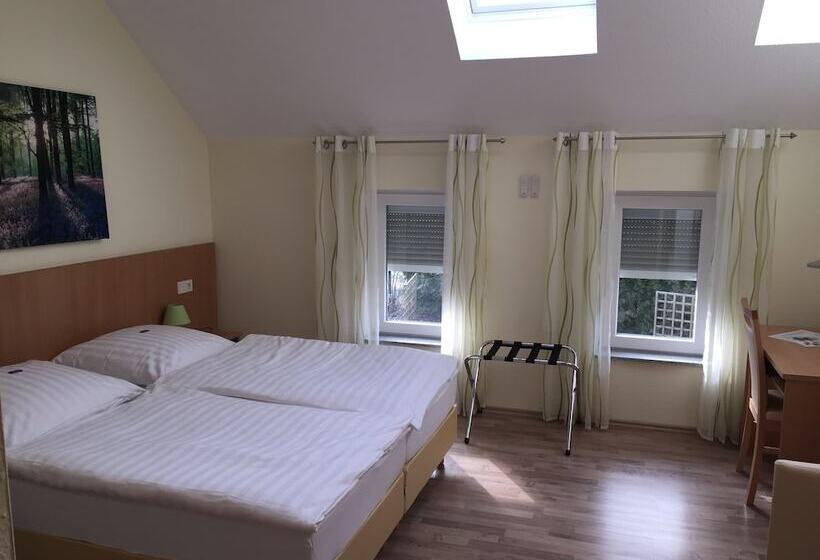 اتاق استاندارد, Pension Im Wirtshaus Himberg