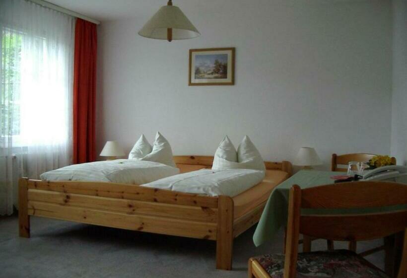 اتاق استاندارد, Waldeck In Todtnau