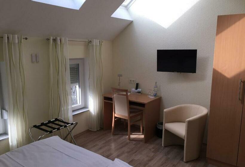 اتاق استاندارد, Pension Im Wirtshaus Himberg
