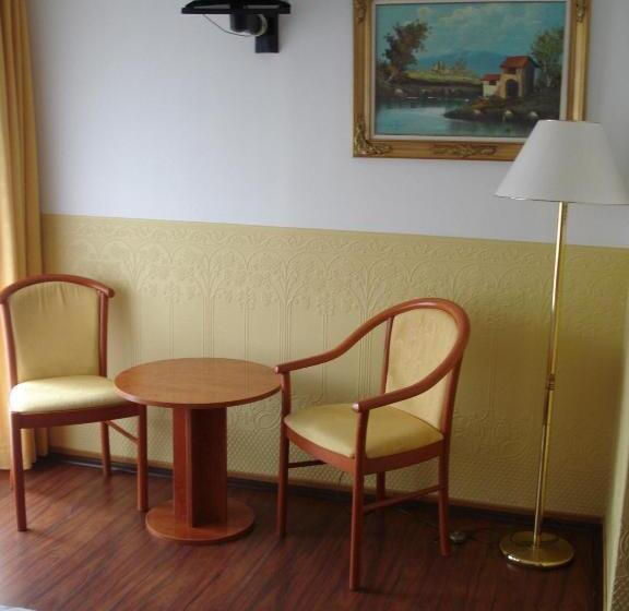 اتاق سوپریور, Zehnthof