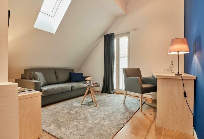 استودیوی استاندارد, Mein Werder   Hotel Am Markt