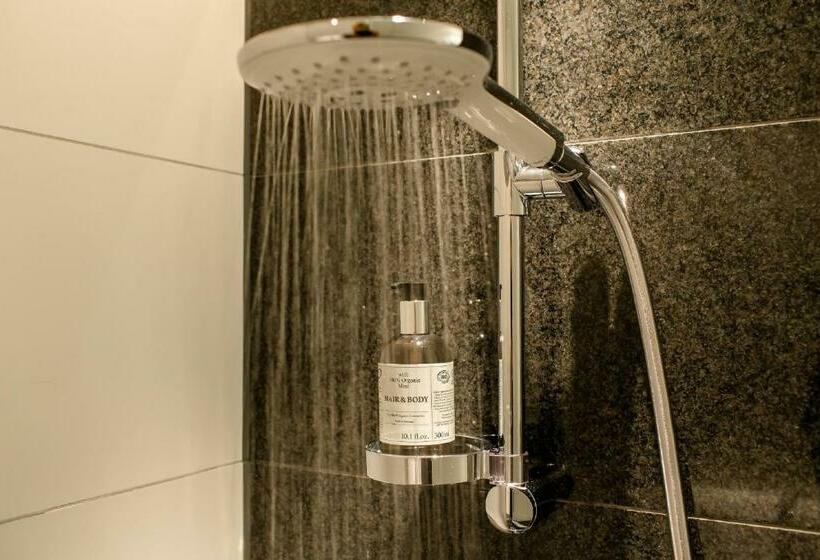 اتاق استاندارد, Motel One Munich   Olympia Gate