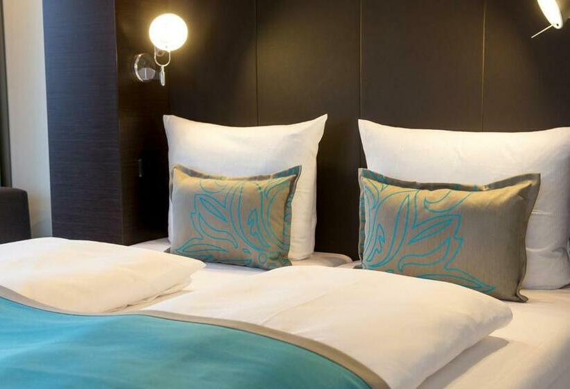 اتاق استاندارد با تخت بزرگ, Motel One München Olympia Gate