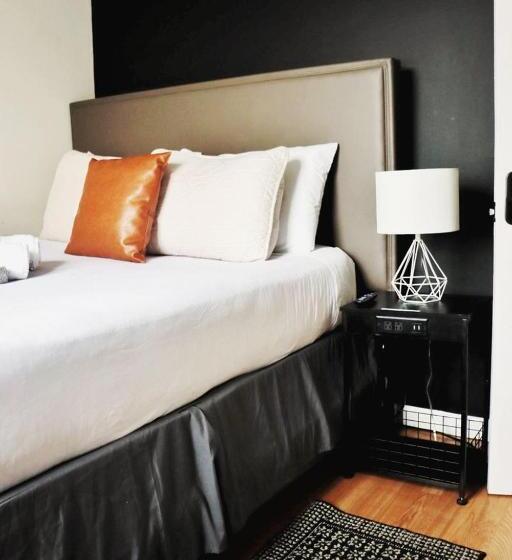 اتاق استاندارد با سرویس بهداشتی مشترک, Stay 424 Hostel