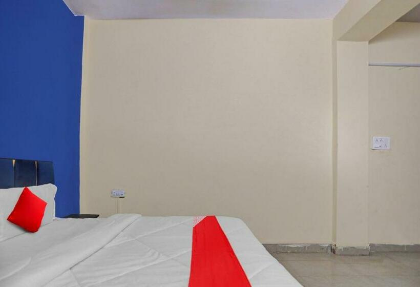 اتاق کلاسیک سه تخته, Flagship Hotel Delight In Near Worlds Of Wonder