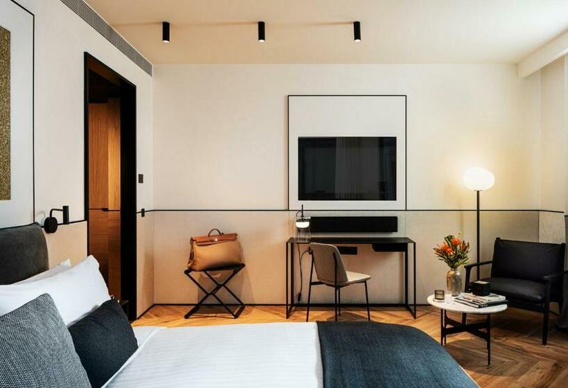 اتاق استاندارد با تخت بزرگ, Juno Hotel Sofia, A Member Of Design Hotels
