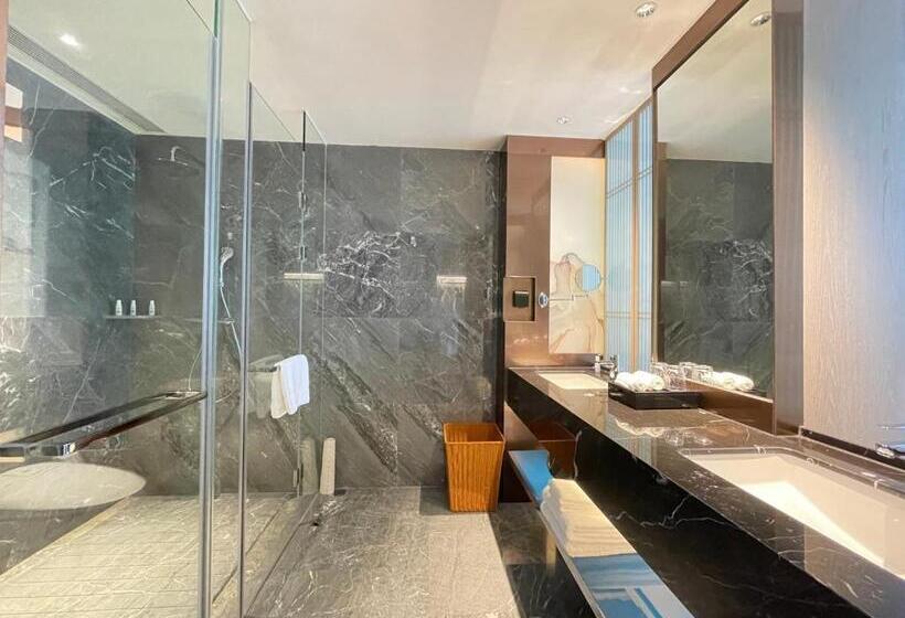اتاق استاندارد با چشم‌انداز رودخانه, White Swan Vyv Hotel, Foshan