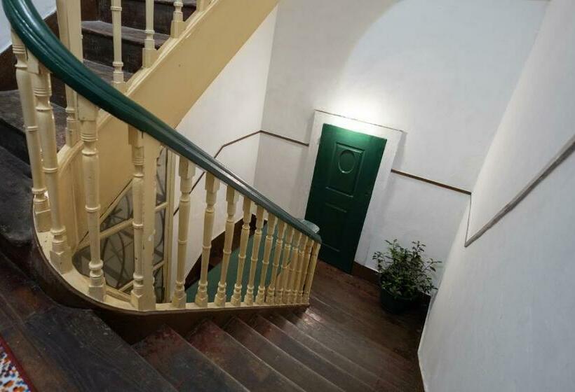 اتاق خانوادگی با سرویس بهداشتی مشترک, Casa Augusta 2