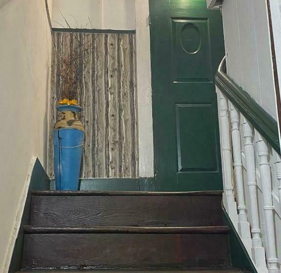اتاق خانوادگی با سرویس بهداشتی مشترک, Casa Augusta 2