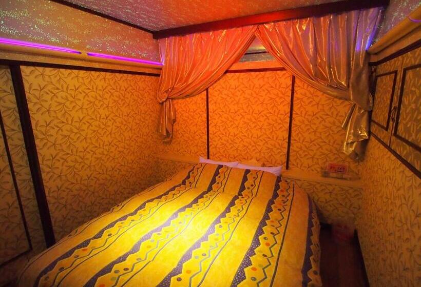 اتاق اکونومی, ホテルセーラ赤堀店