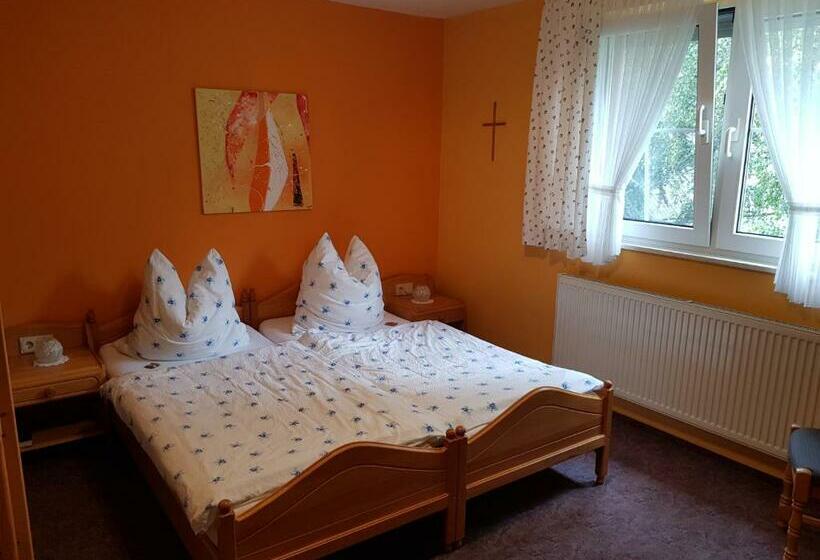 Standard Triple Room, Zur Dorfmühle