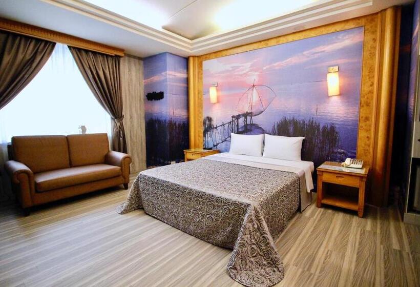 اتاق لوکس, Spring City Motel
