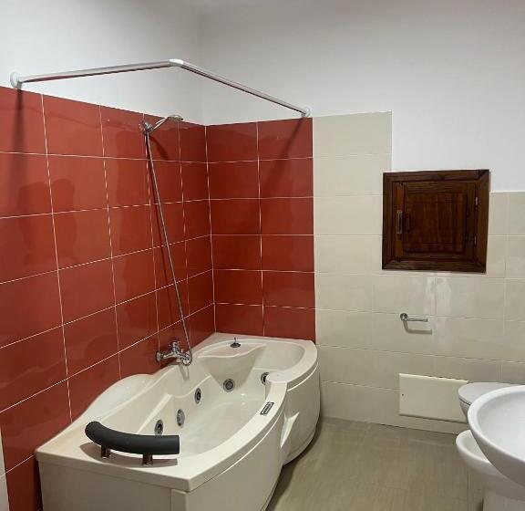 اتاق استاندارد سه نفره, B&b Il Santo Re