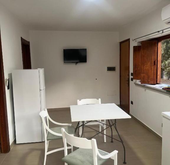 اتاق استاندارد سه نفره, B&b Il Santo Re