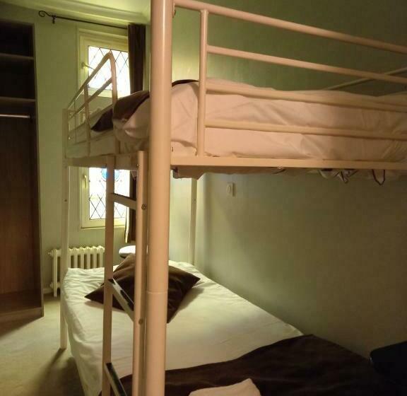 اتاق خانوادگی, Brit Hotel Comtes De Champagne   Troyes Centre Historique
