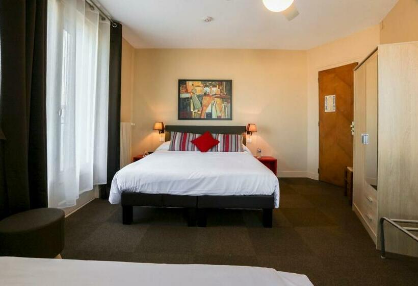 اتاق استاندارد سه نفره, Brit Hotel Terminus