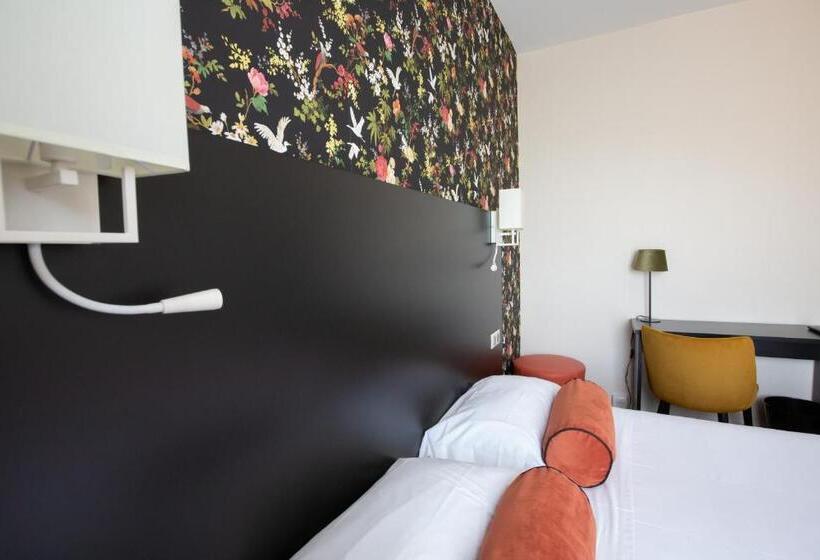 اتاق استاندارد سه نفره, Brit Hotel Europ Bergerac