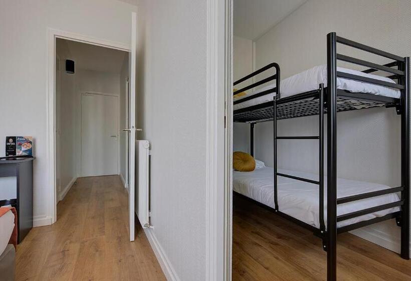 Standard Quadruple Room, Europ