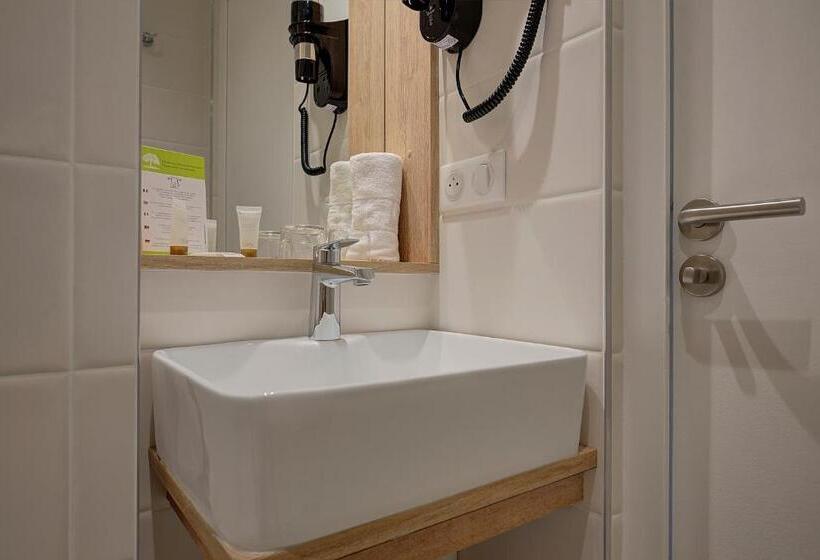 اتاق استاندارد چهار تخته, Brit Hotel Europ Bergerac