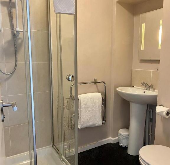 اتاق استاندارد با اتاق نشیمن, Andover House Hotel & Restaurant   Adults Only