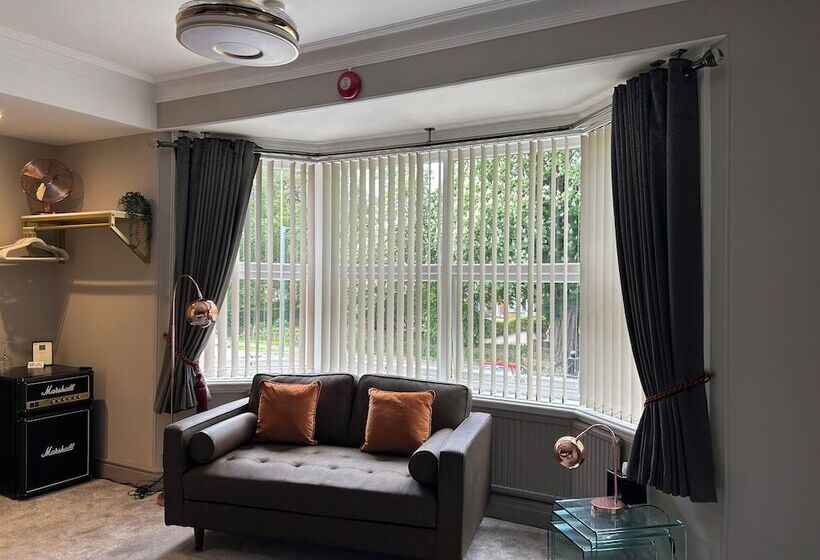 اتاق استاندارد با تخت بزرگ, Ashbourne House