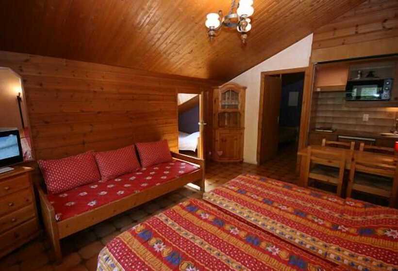 اتاق استاندارد سه نفره, Au Bois De Lune