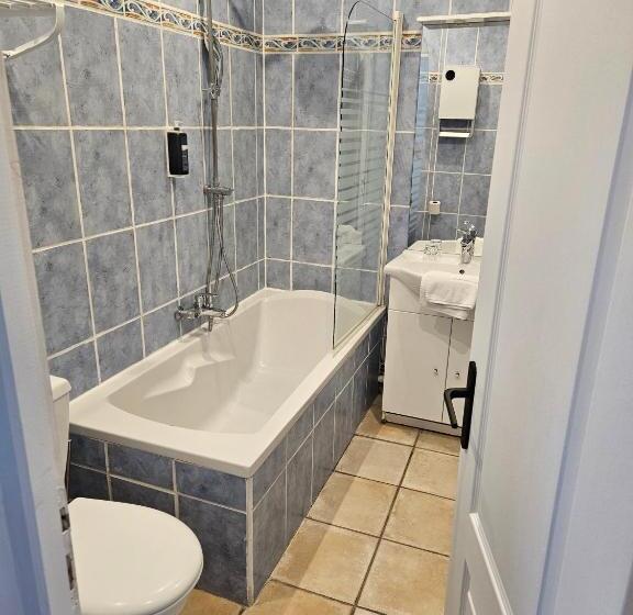اتاق استاندارد, Brit Hotel Comtes De Champagne   Troyes Centre Historique