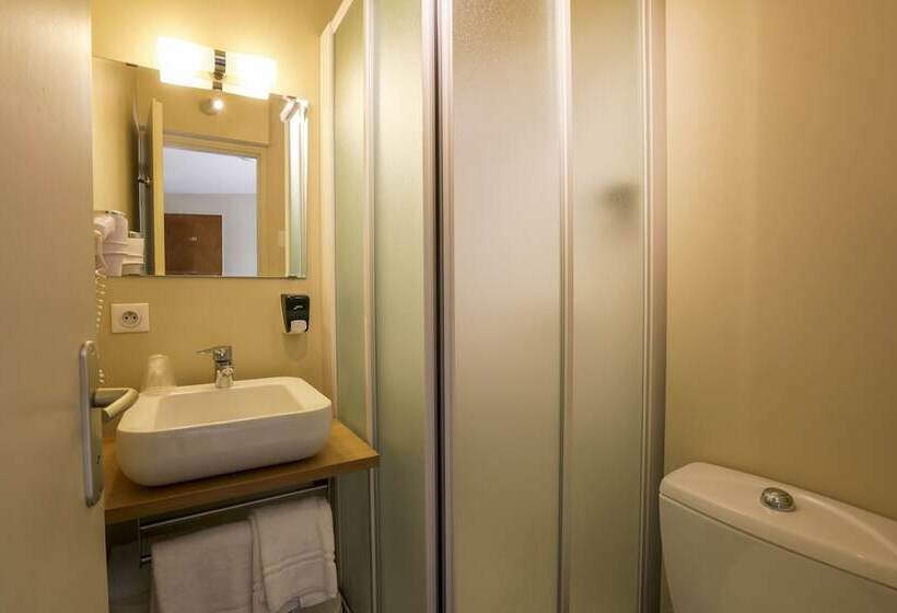 اتاق راحتی یک تخته, Brit Hotel Terminus