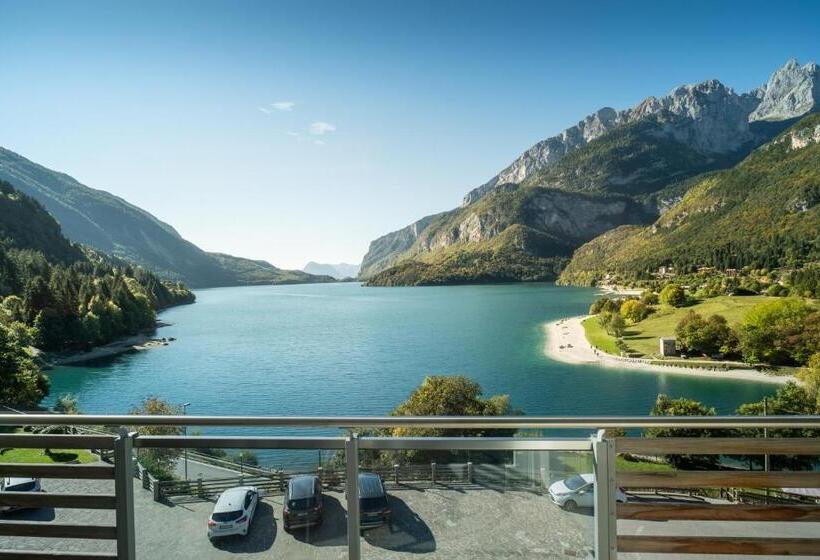 Quarto standart vista lago, Fontanella